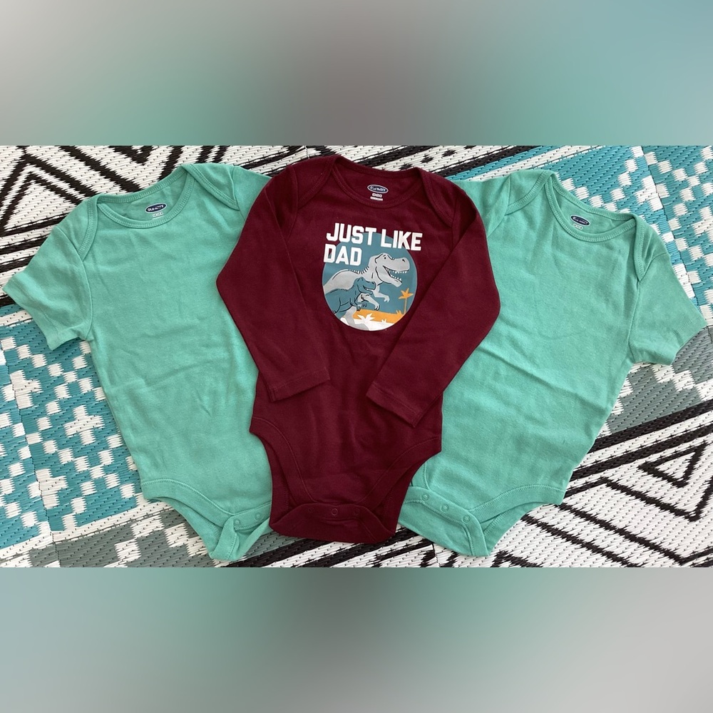 Old Navy NWOT 18-24 Months Baby Onesies